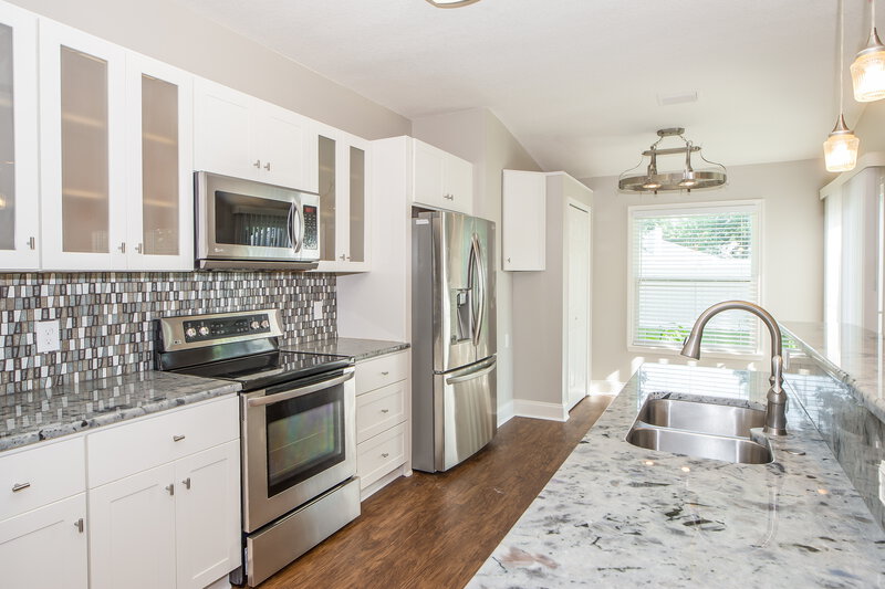 1,995/Mo, 12311 Silent Brook Trl N Jacksonville, FL 32225 Kitchen View