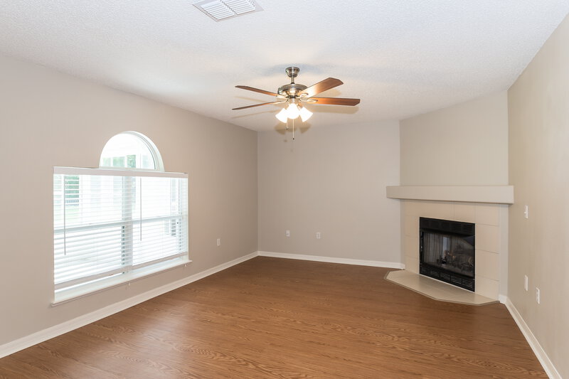 3,220/Mo, 3487 Hickory Landing Ct Jacksonville, FL 32226 Living Roomlarge View