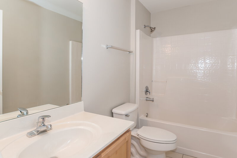 3,220/Mo, 3487 Hickory Landing Ct Jacksonville, FL 32226 Bathroomlarge View