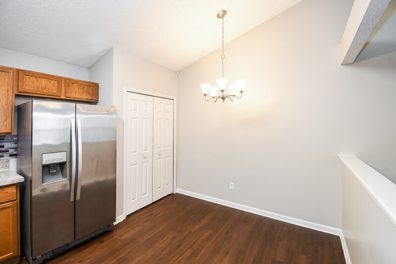 1,825/Mo, 2041 Hunters Trace Cir Middleburg, FL 32068 Dining Room View