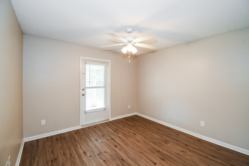 1,825/Mo, 2041 Hunters Trace Cir Middleburg, FL 32068 Bedroom View 3