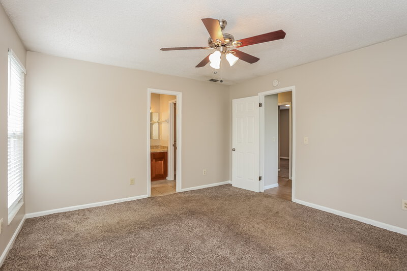 1,890/Mo, 3670 Indian Princess Rd Jacksonville, FL 32257 Main Bedroom View