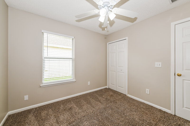 1,560/Mo, 1937 Longneedle Ln Middleburg, FL 32068 Bedroom View