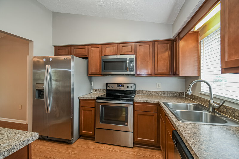 1,855/Mo, 3709 Foxcroft Rd Jacksonville, FL 32257 Kitchen View