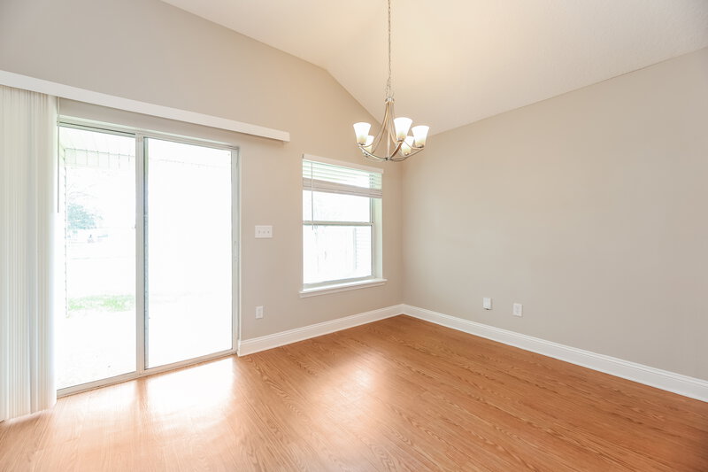 1,840/Mo, 12099 Hayden Lakes Cir Jacksonville, FL 32218 Dining Room View