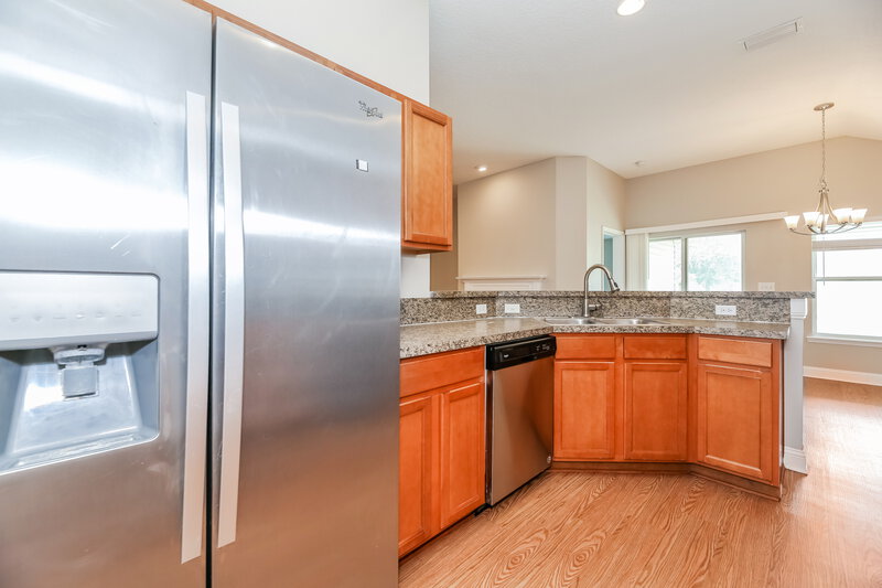 1,840/Mo, 12099 Hayden Lakes Cir Jacksonville, FL 32218 Kitchen View 2