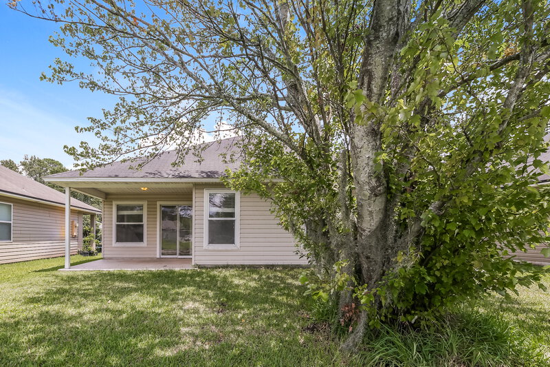 1,840/Mo, 12099 Hayden Lakes Cir Jacksonville, FL 32218 Rear View