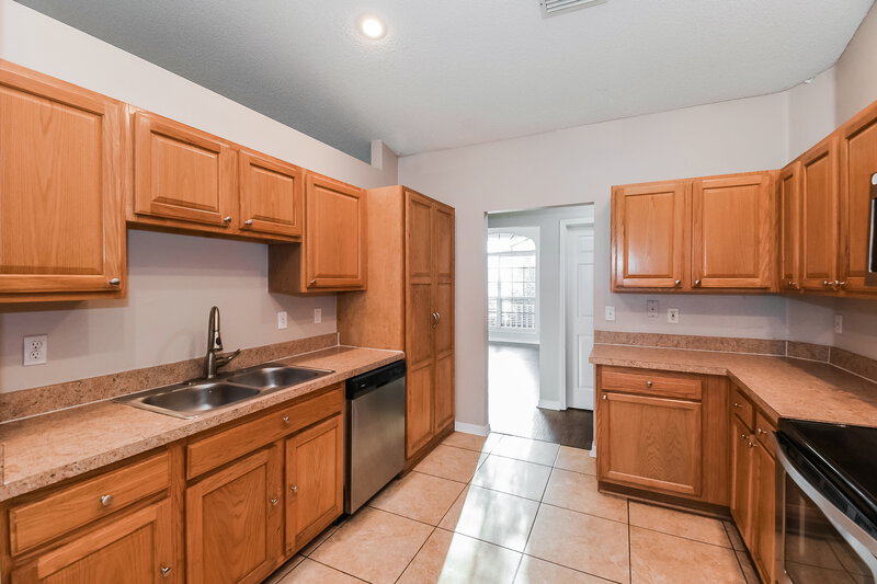 2,005/Mo, 481 Portobello Dr Jacksonville, FL 32221 Kitchen View