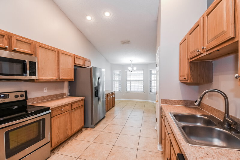 2,005/Mo, 481 Portobello Dr Jacksonville, FL 32221 Kitchen View 2