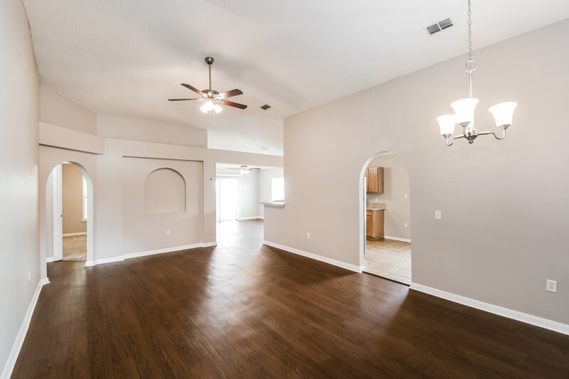 2,830/Mo, 12348 Hickory Forest Rd Jacksonville, FL 32226 Living Room View 2