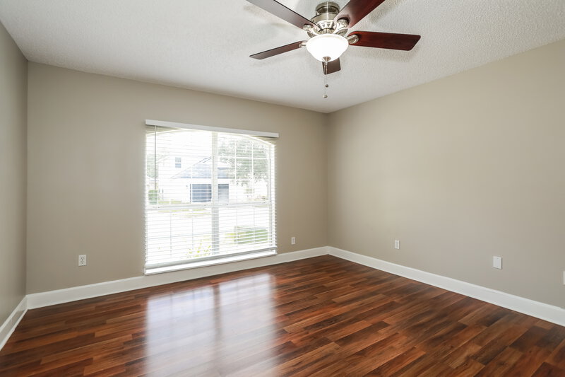 1,520/Mo, 1824 Creekview Dr Green Cove Springs, FL 32043 Main Bedroom View