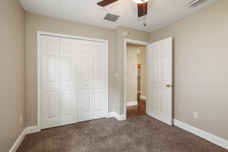 1,520/Mo, 1824 Creekview Dr Green Cove Springs, FL 32043 Bedroom View