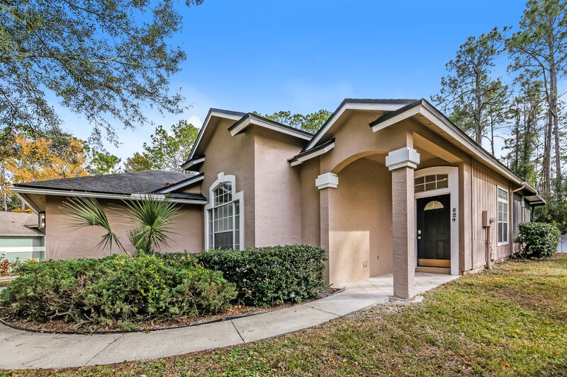 1,990/Mo, 524 Loveland Pl Saint Johns, FL 32259 Front View