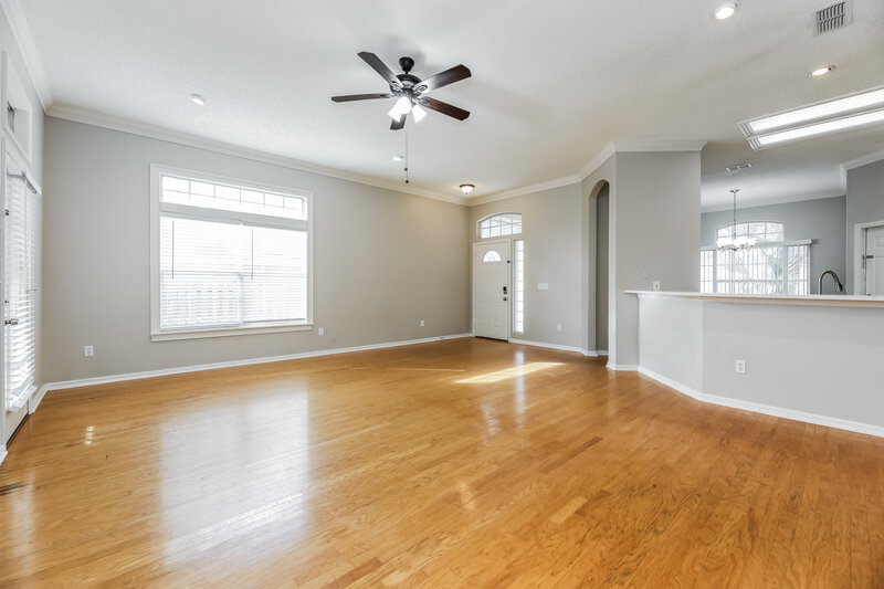 1,990/Mo, 524 Loveland Pl Saint Johns, FL 32259 Living Room View 2