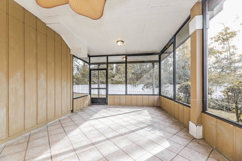 1,990/Mo, 524 Loveland Pl Saint Johns, FL 32259 Sun Room View