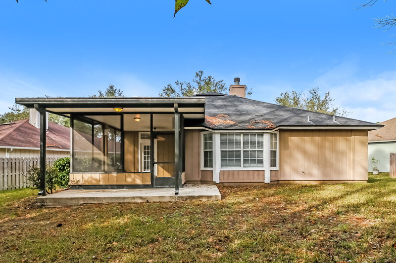 1,990/Mo, 524 Loveland Pl Saint Johns, FL 32259 Rear View