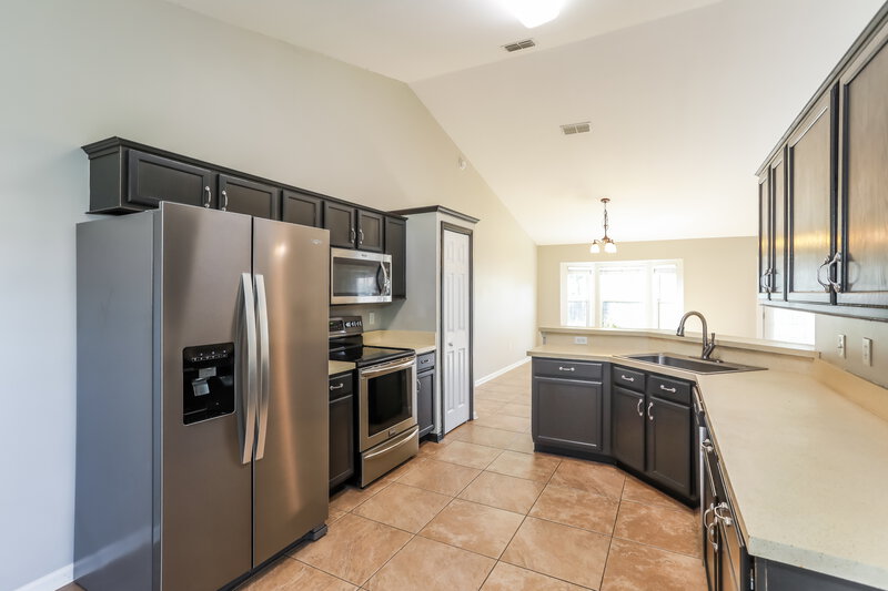 1,930/Mo, 3289 Avalon Dr Green Cove Springs, FL 32043 Kitchen View