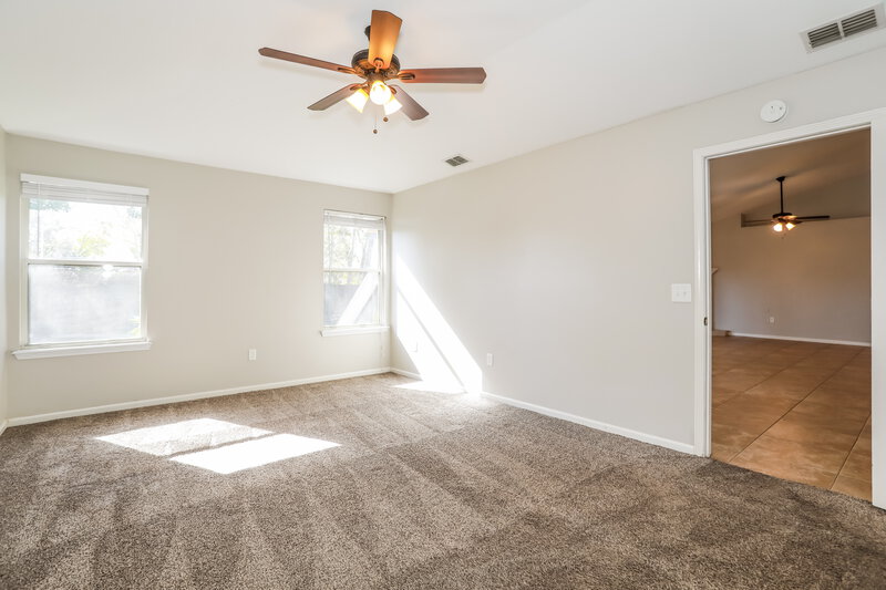 1,930/Mo, 3289 Avalon Dr Green Cove Springs, FL 32043 Main Bedroom View