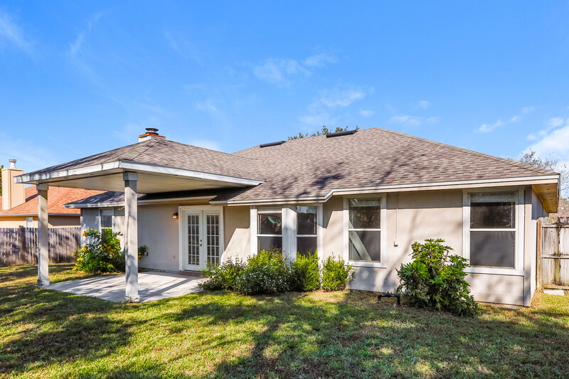 1,930/Mo, 3289 Avalon Dr Green Cove Springs, FL 32043 Rear View