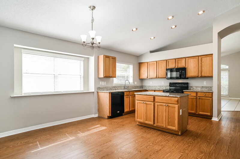 0/Mo, 172 Afton Ln Saint Johns, FL 32259 Dining Room View