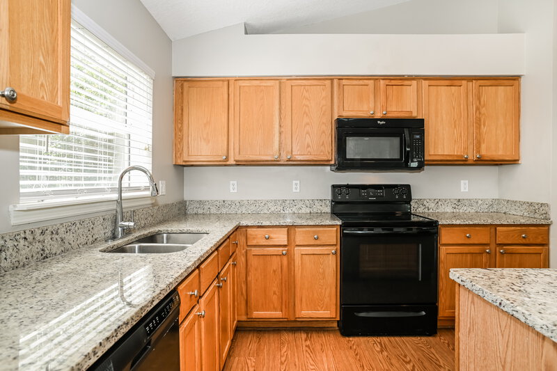 0/Mo, 172 Afton Ln Saint Johns, FL 32259 Kitchen View