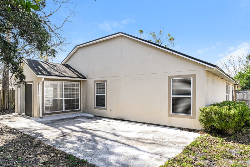 0/Mo, 172 Afton Ln Saint Johns, FL 32259 Rear View