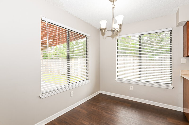 1,865/Mo, 3834 Olympic Ln Jacksonville, FL 32223 Dining Room View 2