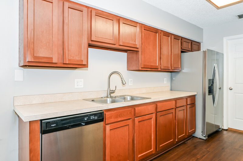 1,865/Mo, 3834 Olympic Ln Jacksonville, FL 32223 Kitchen View 2