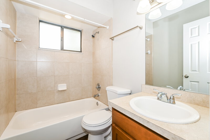 1,865/Mo, 3834 Olympic Ln Jacksonville, FL 32223 Bathroom View