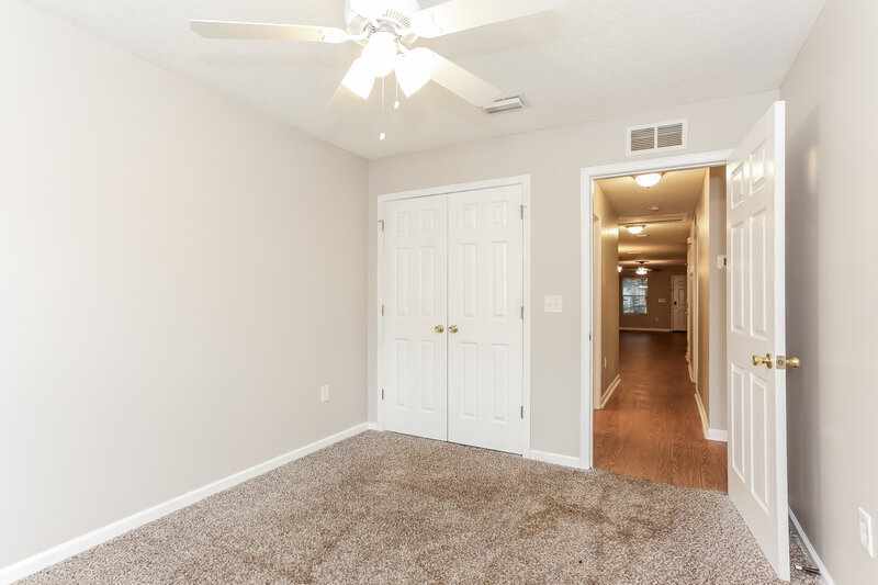1,570/Mo, 8320 Oden Ave Jacksonville, FL 32216 Bedroom View