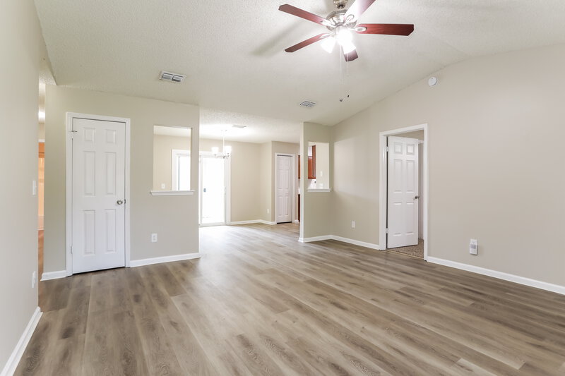 1,955/Mo, 1988 Ashton Street Middleburg, FL 32068 Living Room View 2