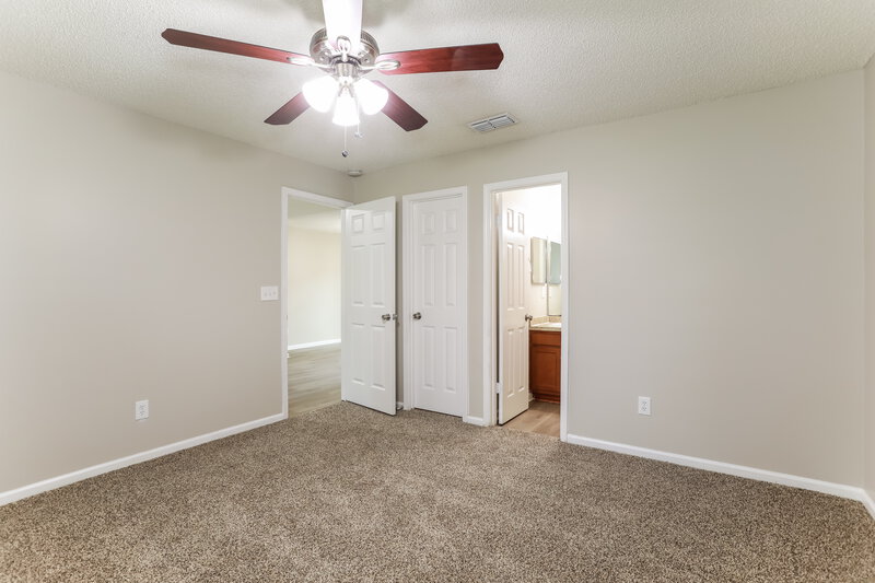 1,955/Mo, 1988 Ashton Street Middleburg, FL 32068 Main Bedroom View