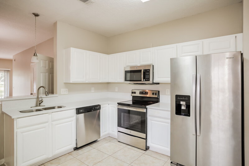 1,845/Mo, 133 Leese Dr Saint Johns, FL 32259 Kitchen View 2