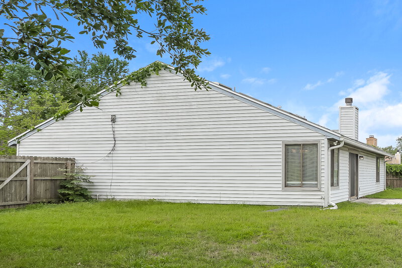 2,135/Mo, 4767 Wassail Dr Jacksonville, FL 32257 Rear View 2