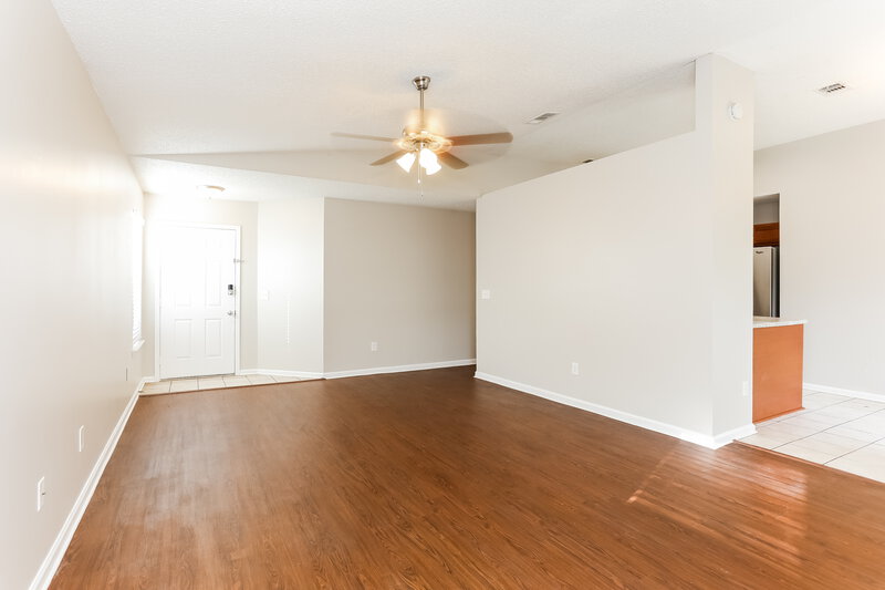 1,730/Mo, 2223 DESTINE LANE Atlantic Beach, FL 32233 Living Room View