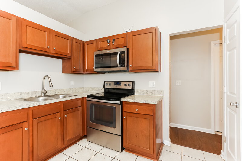 1,730/Mo, 2223 DESTINE LANE Atlantic Beach, FL 32233 Kitchen View