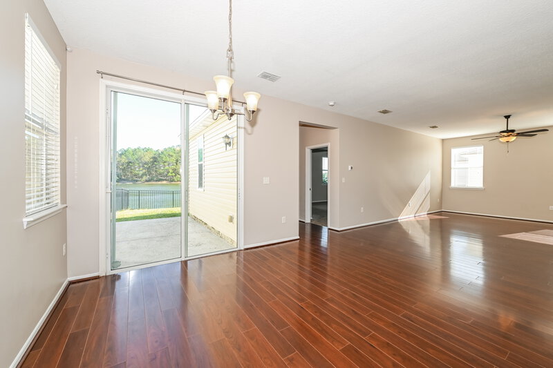 1,980/Mo, 11839 Alexandra Dr Jacksonville, FL 32218 Dining Room View 2