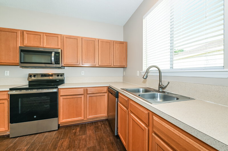 1,980/Mo, 11839 Alexandra Dr Jacksonville, FL 32218 Kitchen View