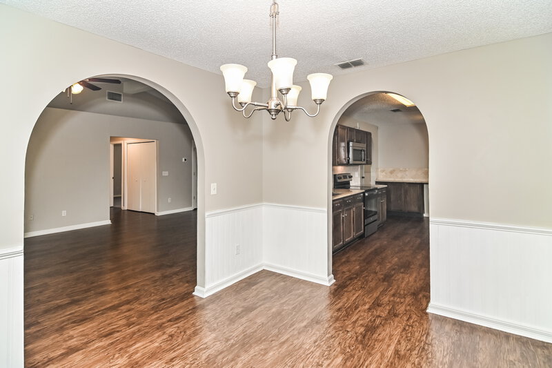 2,430/Mo, 946 Long Lake Dr Jacksonville, FL 32225 Dining Room View