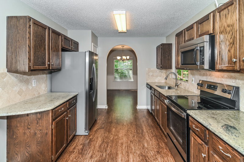 2,430/Mo, 946 Long Lake Dr Jacksonville, FL 32225 Kitchen View 2
