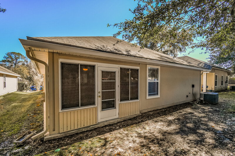 1,855/Mo, 10938 Campus Heights Ln Jacksonville, FL 32218 Rear View