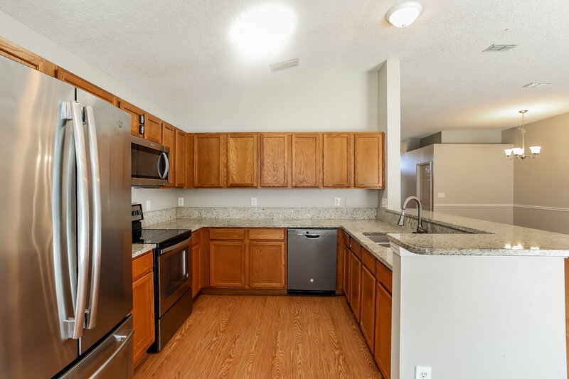 1,780/Mo, 1263 Ravens Trace Ln Middleburg, FL 32068 Kitchen View