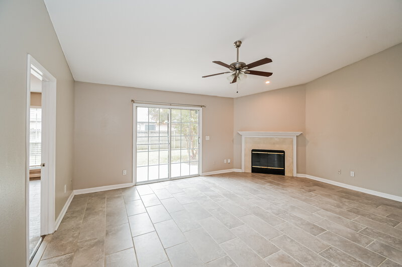 1,850/Mo, 3103 Olde Sutton Parke Dr Orange Park, FL 32073 Living Room View