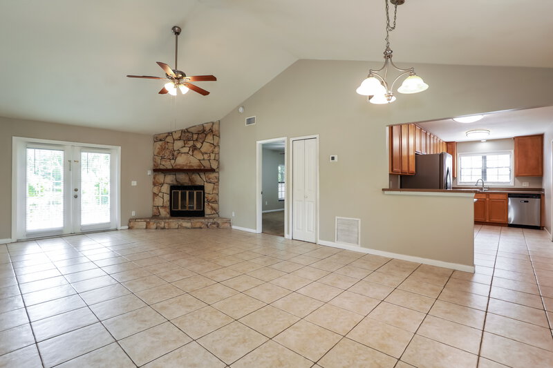 2,135/Mo, 3824 Tree Lake Dr Jacksonville, FL 32257 Living Room View