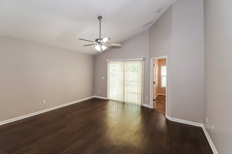 1,815/Mo, 2741 Acorn Park Dr N Jacksonville, FL 32218 Living Room View