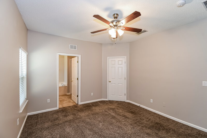 1,815/Mo, 2741 Acorn Park Dr N Jacksonville, FL 32218 Main Bedroom View