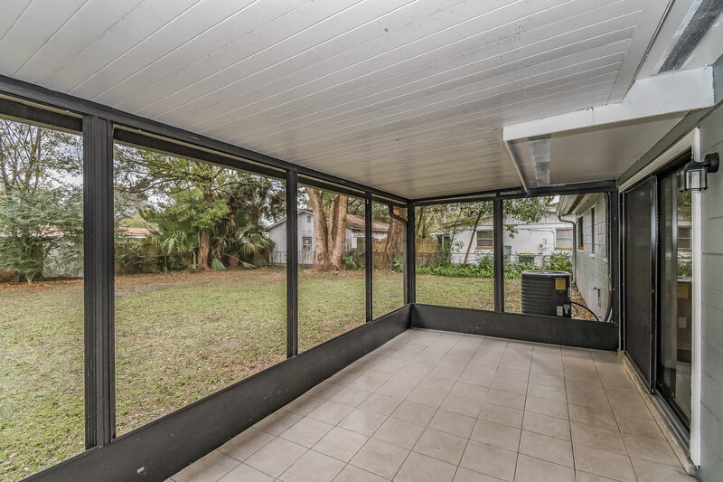 1,700/Mo, 4006  Ferrarra St Jacksonville, FL 32217 Screen Porch View