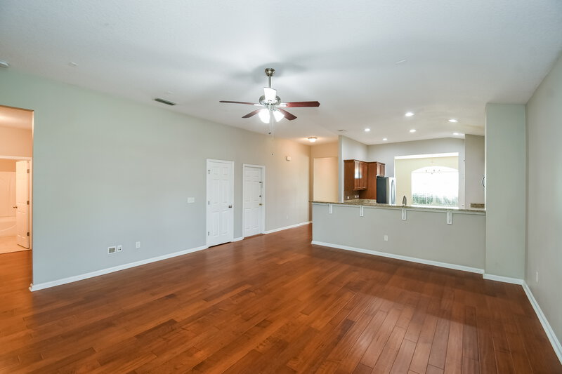 1,930/Mo, 9565 Bembridge Mill Dr Jacksonville, FL 32244 Living Room View 2