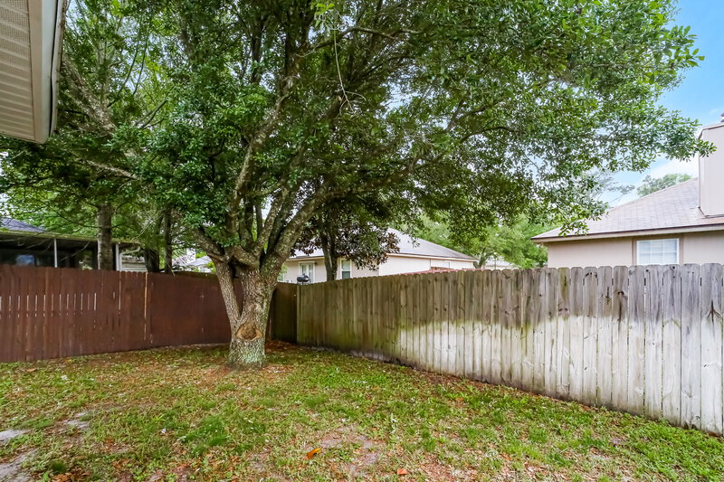 2,125/Mo, 13976 Ridgewick Dr Jacksonville, FL 32218 Rear View 2