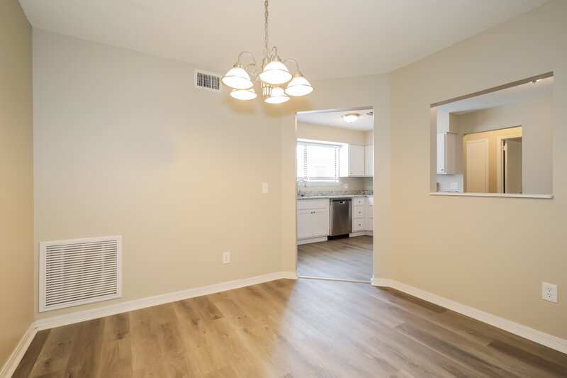 1,840/Mo, 8448 Boysenberry Ln Jacksonville, FL 32244 Dining Room View